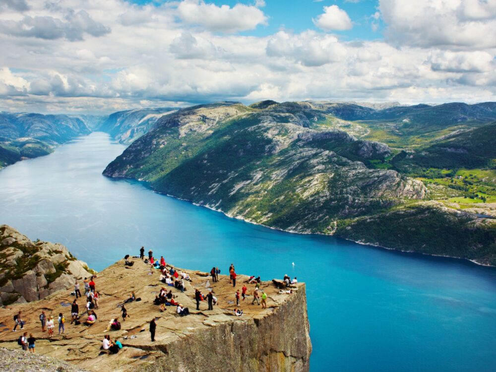 2 FIORD LYSEFJORD I STAVANGER (NORWEGIA)