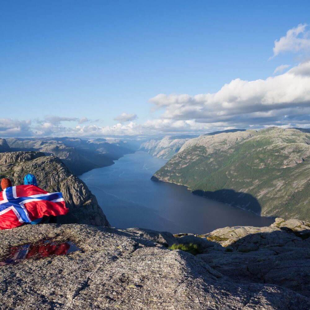 WEEKEND W NORWEGII - LYSEFJORD, KJERAG I WODOSPADY