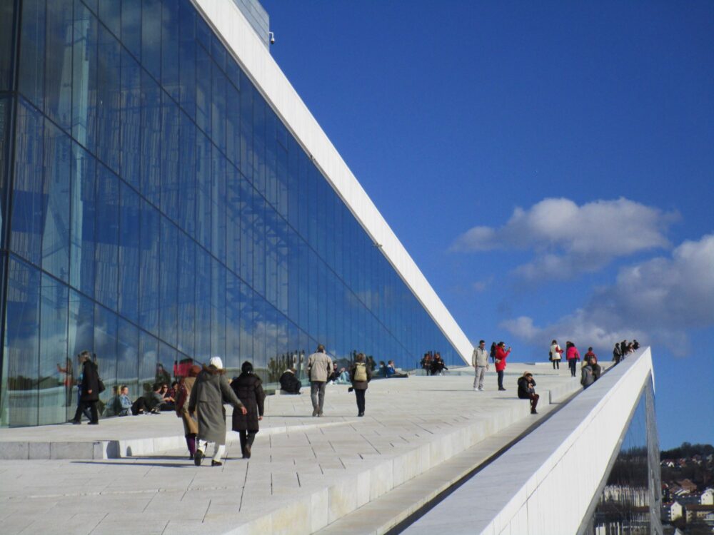 108 Oslo na weekend (sobota -niedziela)